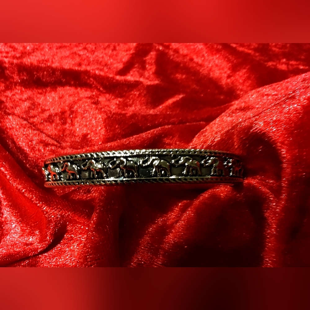 Gold Tone Elephant Bangle Bracelet - Picture 4 of 4